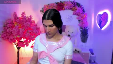 Snapshot of bianca_baldwin01 chatting on May 30, 9:45 pm bianca_baldwin01 online show from May 30, 9:45 pm