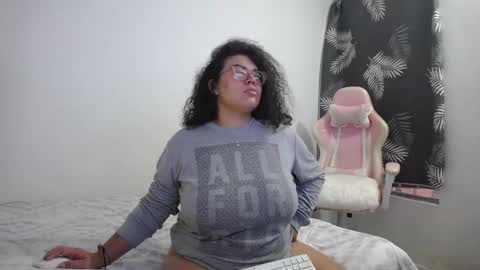 Bianca Tuesday to Sunday from 2am to 6am UTC-5 online show from February 14, 11:10 am