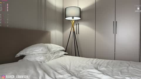 Bianca  online show from January 11, 10:40 pm