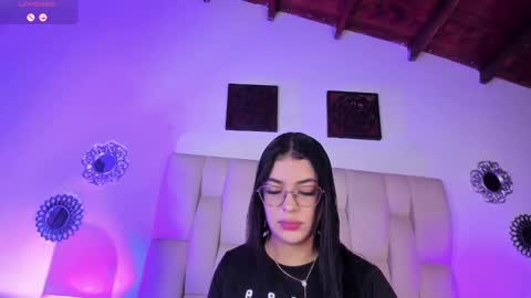 Snapshot of bianca_zaens1 chatting on January 3, 11:57 am B I A N C A online show from January 3, 11:57 am