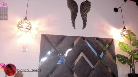 Snapshot of bianca_zaens1 chatting on February 11, 12:10 pm B I A N C A online show from February 11, 12:10 pm