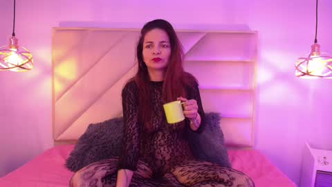 Snapshot of biancaluxx1 chatting on November 4, 11:42 am Bianca online show from November 4, 11:42 am