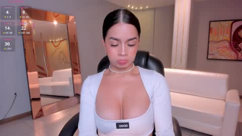 Bianca Pierce online show from February 9, 2:40 pm