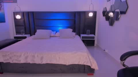 Bianca Pierce online show from November 6, 12:28 pm