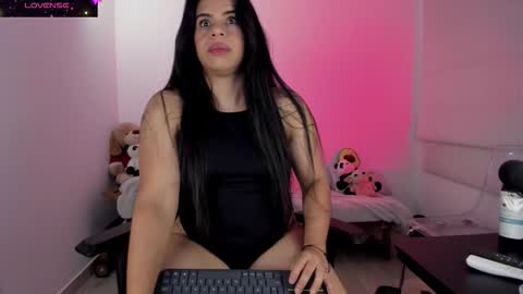 Biancastrong.. IGThebiancastrong online show from October 28, 2:26 am