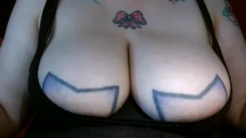 bianca online show from February 3, 2:02 pm