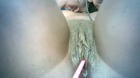 pretty online show from January 20, 9:03 am