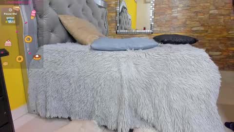 bibiana_js_ online show from February 12, 3:05 pm