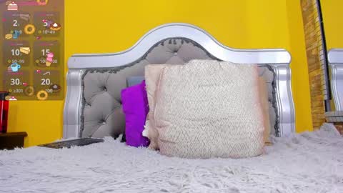 bibiana_js_ online show from March 12, 4:13 pm