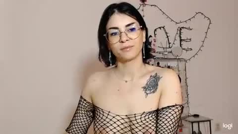 Snapshot of bibitina chatting on June 10, 4:17 pm innasugarwild online show from June 10, 4:17 pm