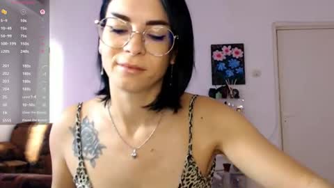 Snapshot of bibitina chatting on August 3, 4:55 am innasugarwild online show from August 3, 4:55 am