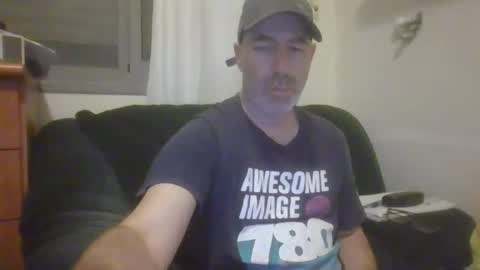 Snapshot of bibo_8_8 chatting on October 27, 7:29 pm bibo_8_8 online show from October 27, 7:29 pm