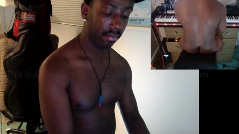 BicepsandFrot online show from March 8, 8:33 am