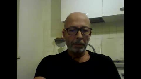 Snapshot of big23italy chatting on September 24, 3:21 am big23italy online show from September 24, 3:21 am