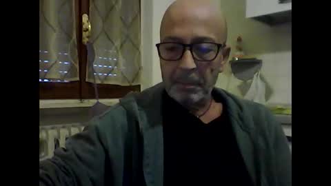 Snapshot of big23italy chatting on October 20, 6:58 am big23italy online show from October 20, 6:58 am