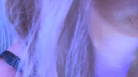 Snapshot of big_ass_blonde chatting on February 17, 6:31 am Eva online show from February 17, 6:31 am