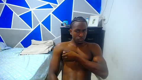 big_black11 online show from December 28, 9:52 am