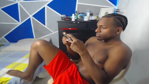 big_black11 online show from February 21, 7:54 pm