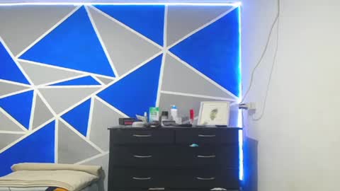 big_black11 online show from March 1, 4:33 pm