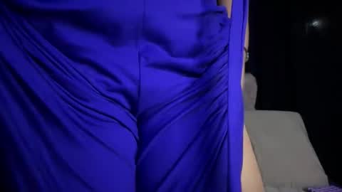 lau li online show from October 10, 9:08 am