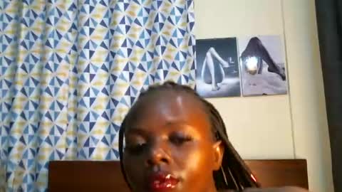 Snapshot of big_bootty2 chatting on August 2, 3:05 am salma online show from August 2, 3:05 am