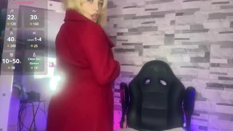 Snapshot of big_clit71 chatting on March 9, 11:46 pm angela online show from March 9, 11:46 pm