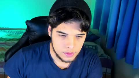 Logan Sprouse online show from April 22, 12:24 am