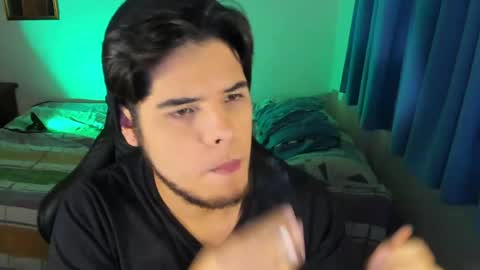 Logan Sprouse online show from April 22, 11:50 pm