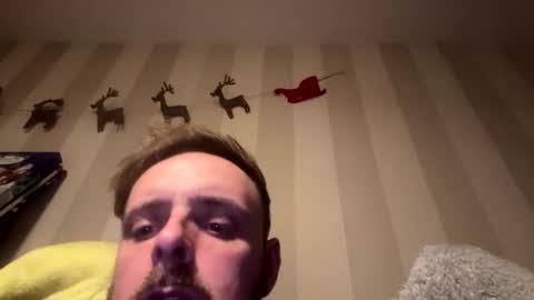 Snapshot of big_cumshot_69 chatting on December 16, 6:40 am big_cumshot_69 online show from December 16, 6:40 am