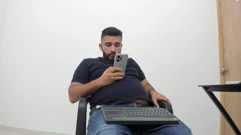 Tommy online show from October 24, 1:13 am