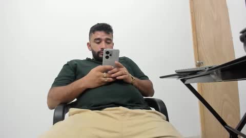 Tommy online show from October 24, 2:35 pm