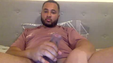Snapshot of big_daddy333 chatting on May 23, 10:25 pm big_daddy333 online show from May 23, 10:25 pm