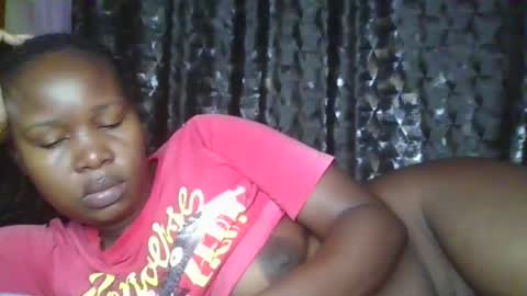 Snapshot of big_diva chatting on November 28, 1:52 am big_diva online show from November 28, 1:52 am