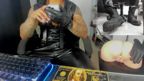 Snapshot of big_master420 chatting on September 18, 4:25 am big_master420 online show from September 18, 4:25 am