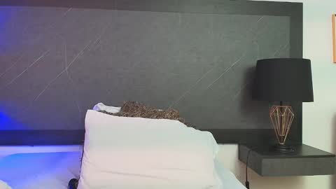 Snapshot of big_tits_in_your_face chatting on December 29, 1:56 am Tell me Sophia  online show from December 29, 1:56 am