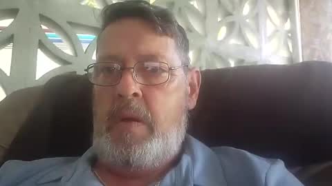 Snapshot of bigal9816192 chatting on October 8, 5:43 pm bigal9816192 online show from October 8, 5:43 pm