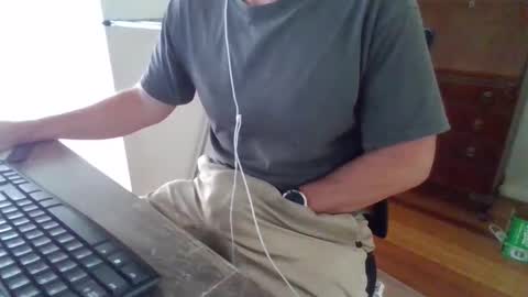 BigandYum9 online show from March 30, 4:13 am