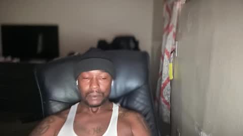 Snapshot of bigbackwoodcali chatting on November 8, 7:56 pm bigbackwoodcali online show from November 8, 7:56 pm