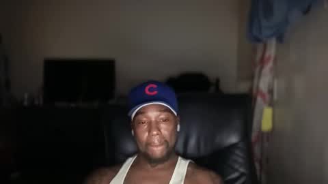 Snapshot of bigbackwoodcali chatting on December 18, 7:58 am bigbackwoodcali online show from December 18, 7:58 am