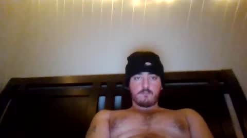 Snapshot of bigballzinface chatting on January 14, 2:40 am bigballzinface online show from January 14, 2:40 am