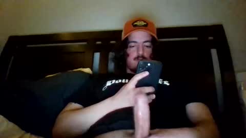 Snapshot of bigballzinface chatting on January 7, 9:45 am bigballzinface online show from January 7, 9:45 am