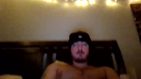 Snapshot of bigballzinface chatting on January 11, 11:37 am bigballzinface online show from January 11, 11:37 am