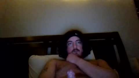 Snapshot of bigballzinface chatting on February 5, 6:40 am bigballzinface online show from February 5, 6:40 am