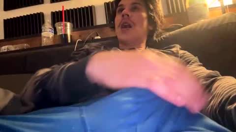 bigben281330 online show from February 7, 11:30 pm