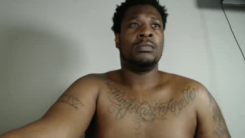 bigblack004 online show from September 14, 8:35 am