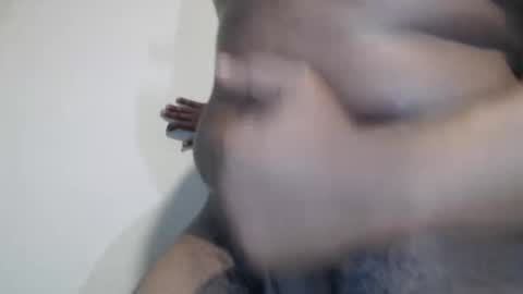 bigblack004 online show from March 15, 4:40 am