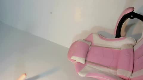 Snapshot of bigblack_barbie69 chatting on August 2, 6:06 pm kendra online show from August 2, 6:06 pm