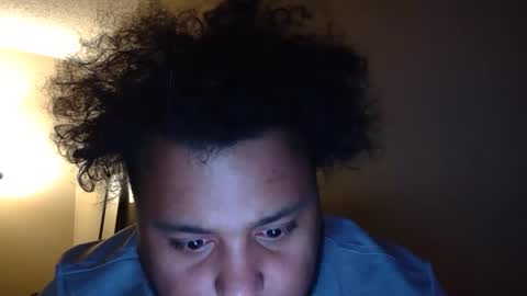 Snapshot of bigblackb021 chatting on December 20, 6:09 am bigblackb021 online show from December 20, 6:09 am