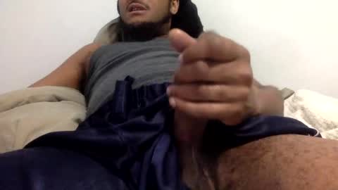 Snapshot of bigblkdick4wife2 chatting on July 22, 12:08 pm Bbc4mywife online show from July 22, 12:08 pm