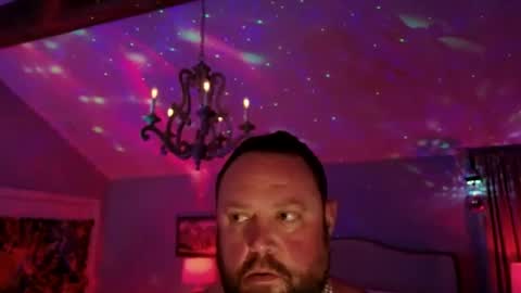 Snapshot of bigboi1o11 chatting on May 1, 5:56 am Bigboi1o11 online show from May 1, 5:56 am